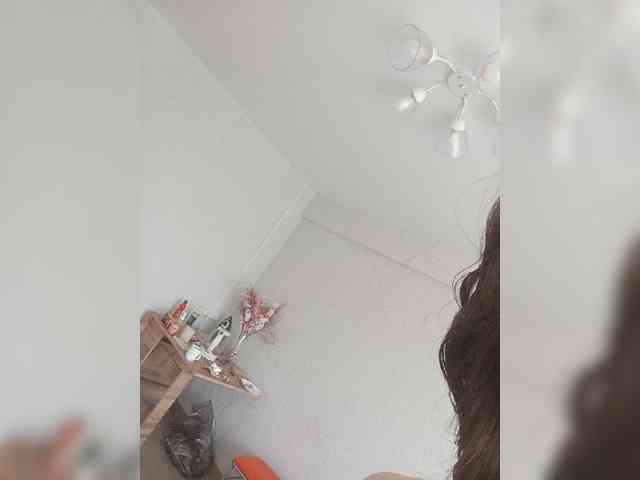 Kissa-is-klassa-a Sex Cam Show