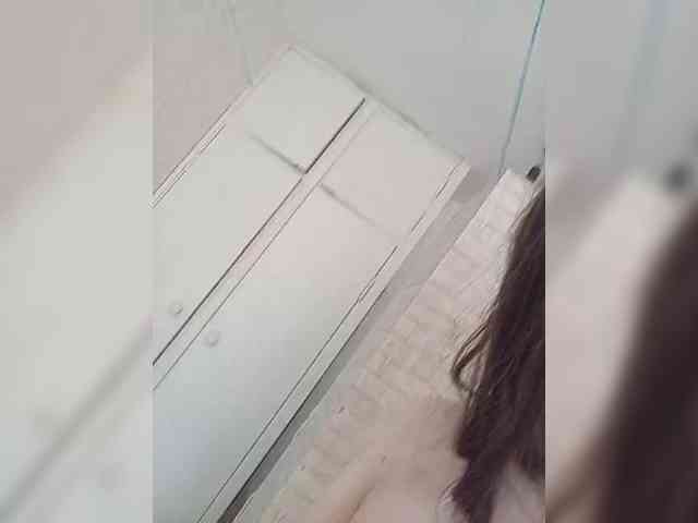 Kissa-is-klassa-a webcam