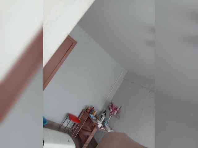Kissa-is-klassa-a webcam