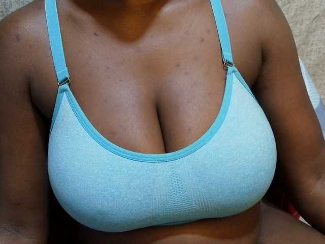 pretty-lioness