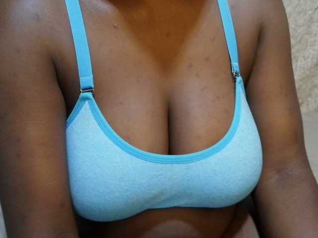 pretty-lioness Live-Cam auf BongaCams