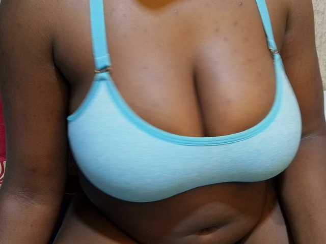 pretty-lioness