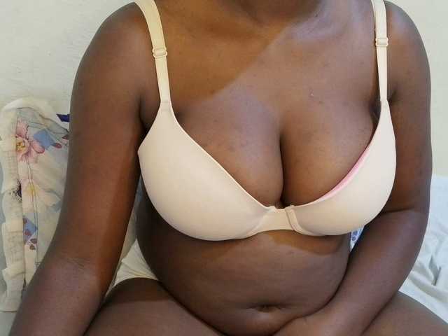 pretty-lioness