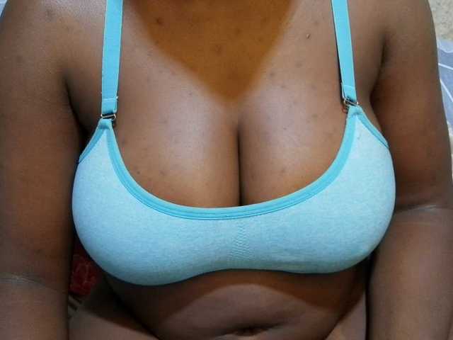pretty-lioness