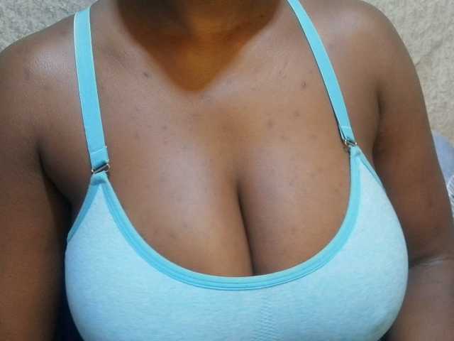 pretty-lioness