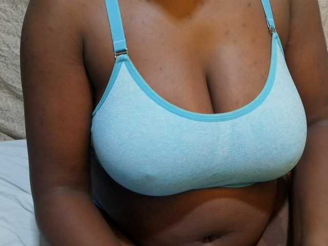 pretty-lioness