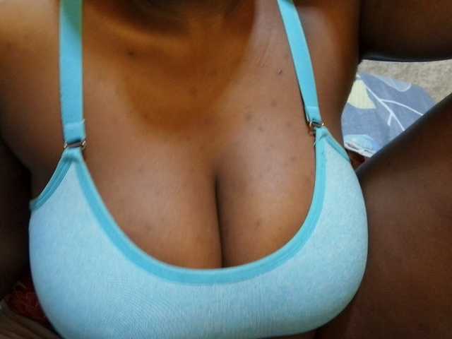 pretty-lioness