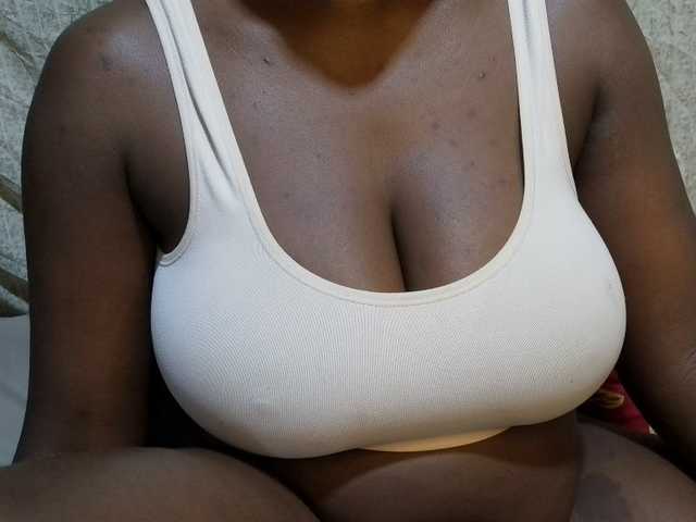 pretty-lioness