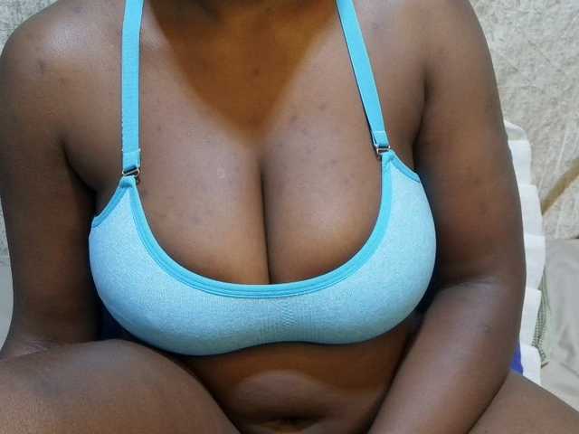 pretty-lioness