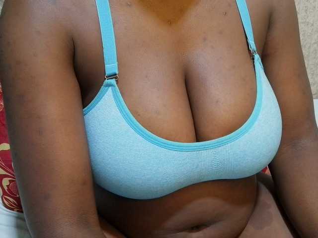 pretty-lioness