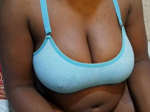 pretty-lioness
