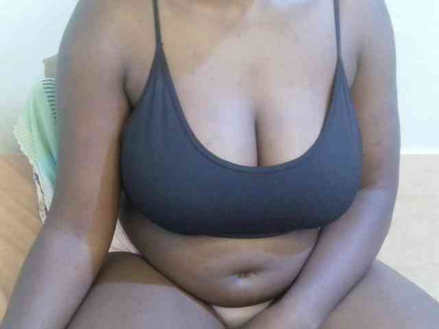 pretty-lioness webcam