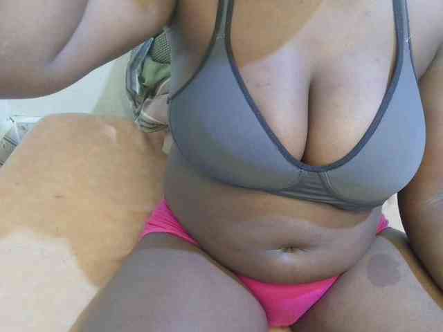 pretty-lioness webcam