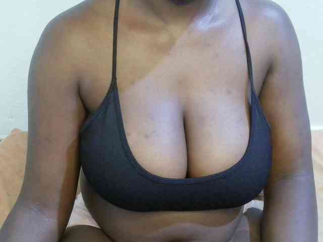 pretty-lioness webcam