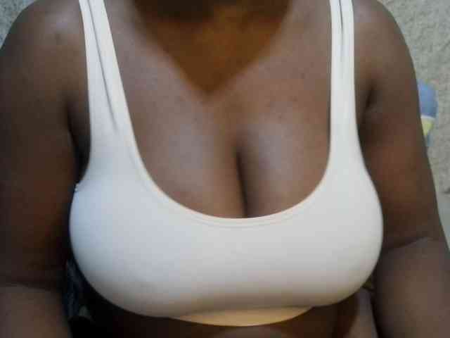 Modelo: pretty-lioness