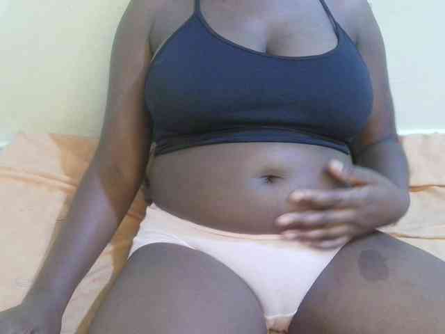 pretty-lioness webcam