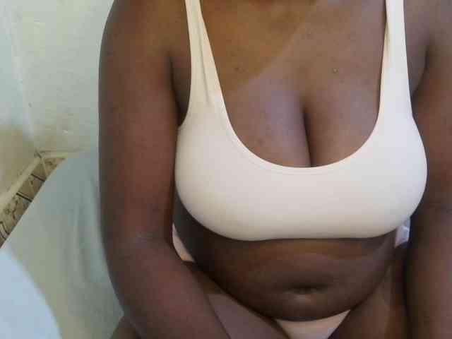 pretty-lioness