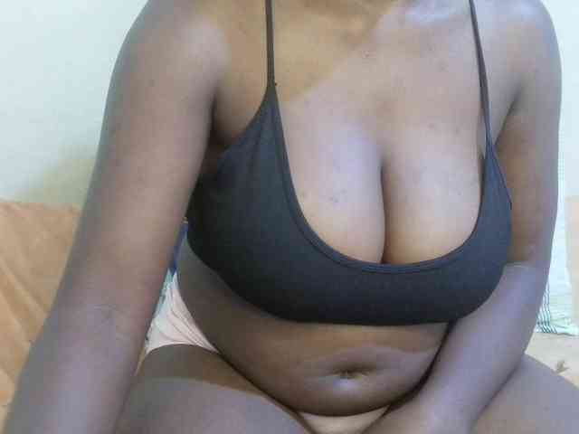 pretty-lioness webcam