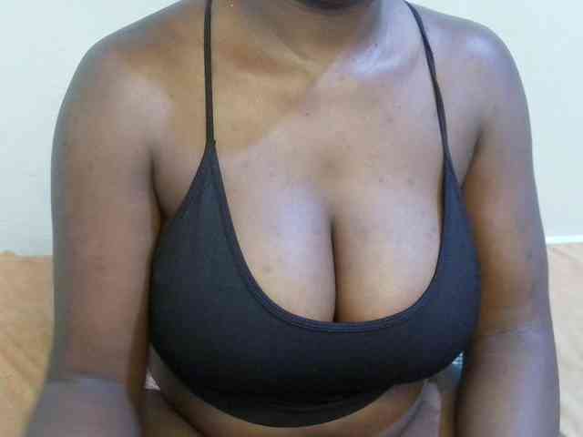 pretty-lioness webcam