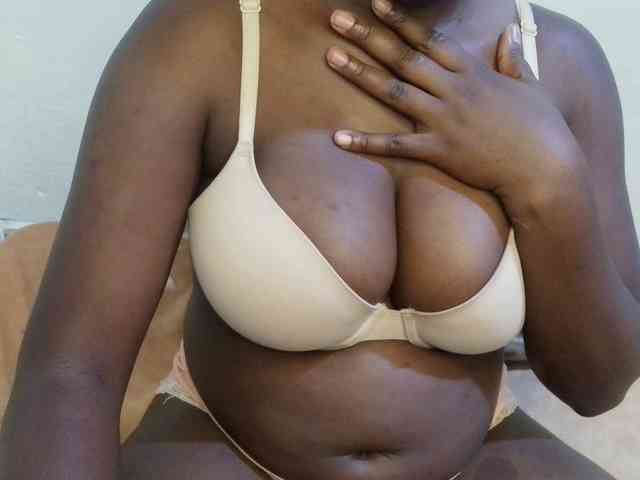 pretty-lioness webcam