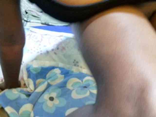 pretty-lioness webcam