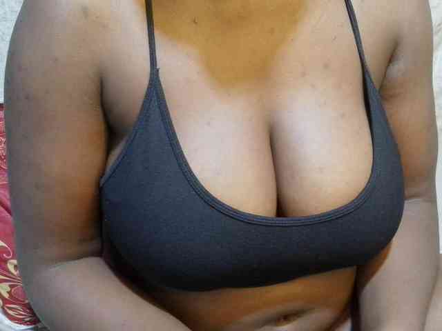 pretty-lioness Sex Cam Show
