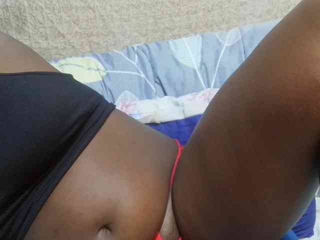 pretty-lioness webcam