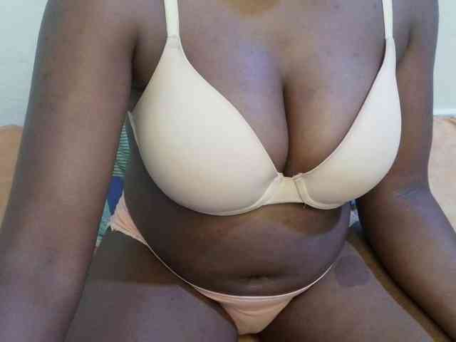 pretty-lioness pretty-lioness