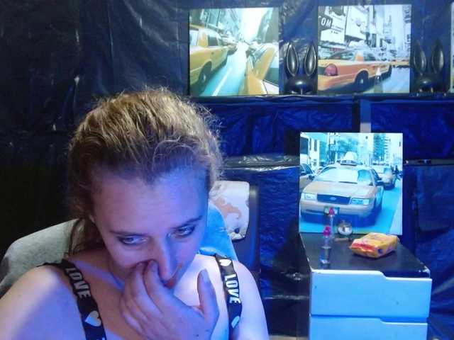 le modèle Mariam-wish est en webcam porno dans un show sur le site bongacams, il possède les tags suivants: Latino/Hispanic,Blonde,Shaved