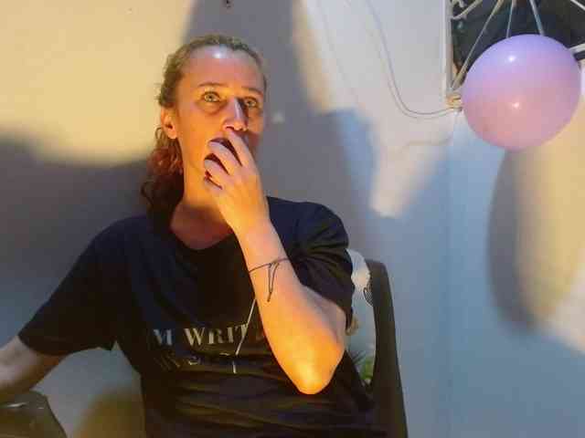 Mariam-wish webcam