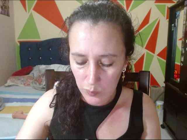 Mariam-wish webcam