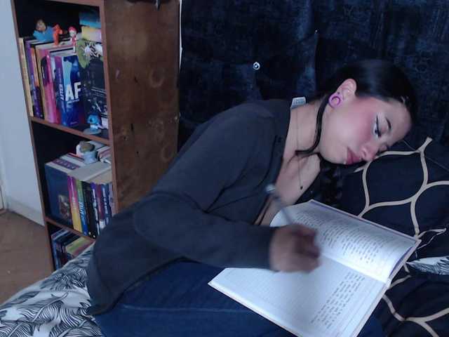 fenixxx-1604 live cam on BongaCams