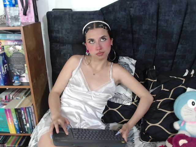 fenixxx-1604 live cam on BongaCams