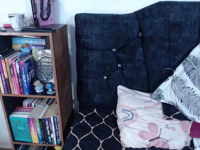 fenixxx-1604 live cam on BongaCams