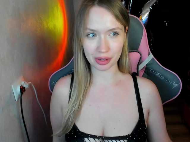 NicoleRicci's BongaCams show and profile