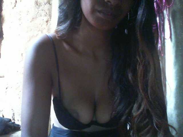 Minou20 Live Cam on BongaCams