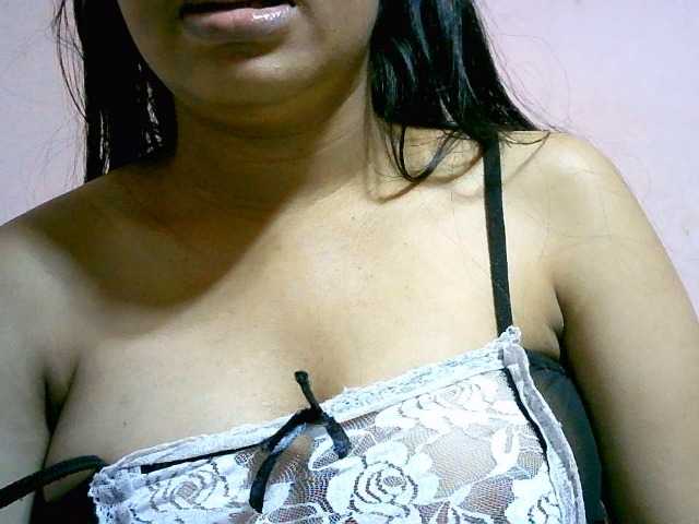 Minou20 Live Cam on BongaCams