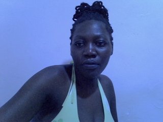 juicy-bella Porn Show