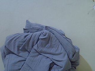 juicy-bella's Live Webcam