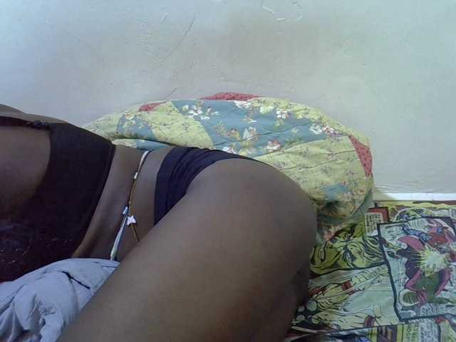 juicy-bella