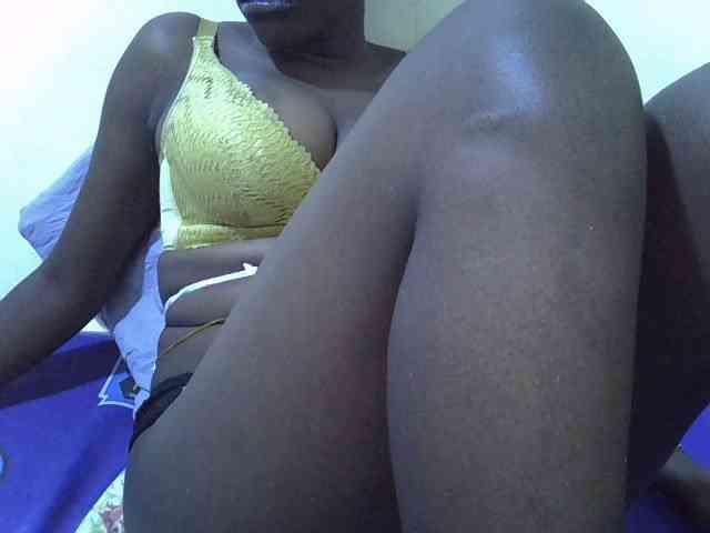 juicy-bella webcam