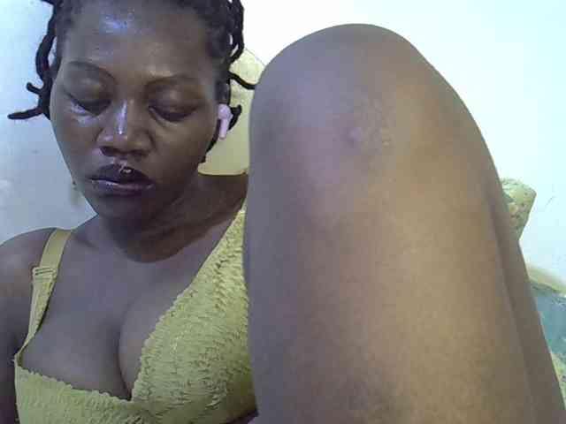 juicy-bella webcam
