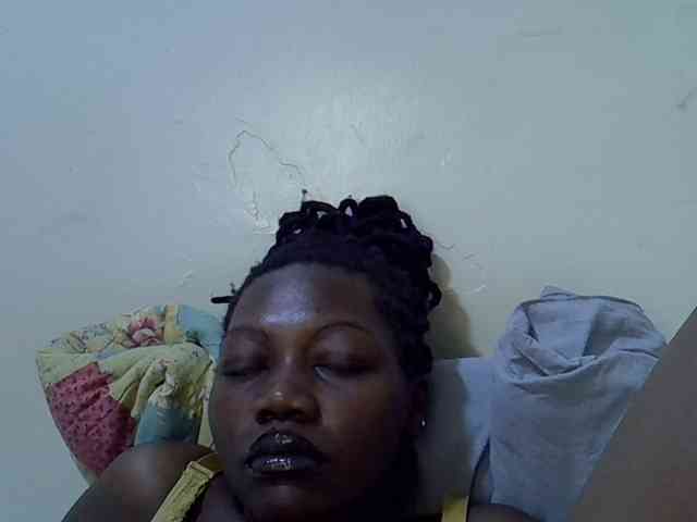 juicy-bella webcam