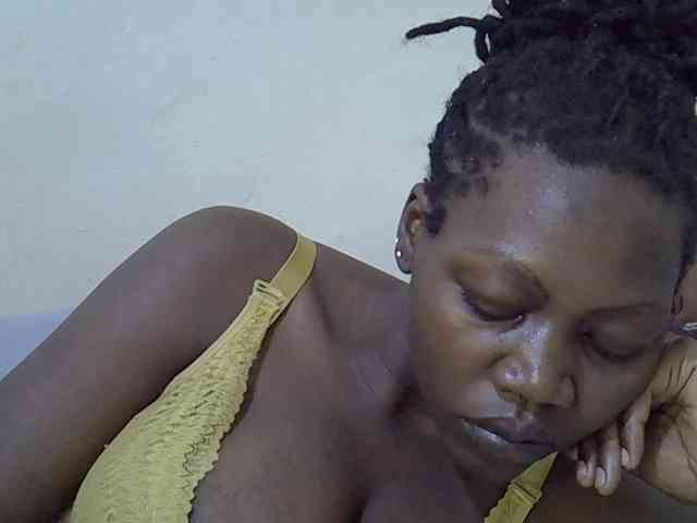 juicy-bella webcam
