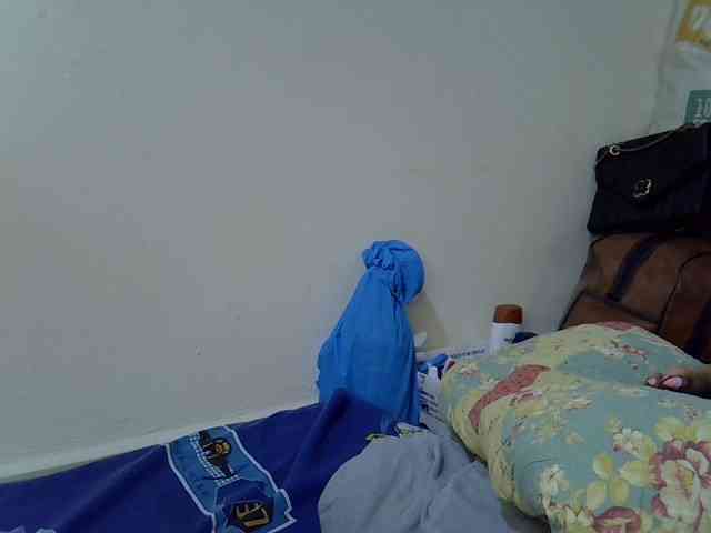 juicy-bella webcam