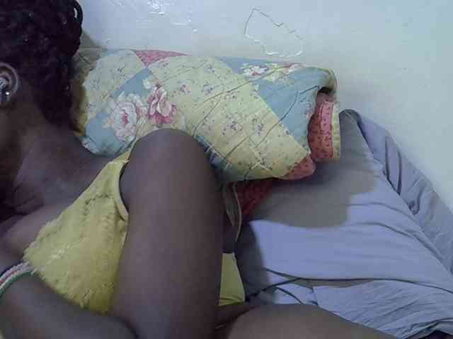 juicy-bella webcam