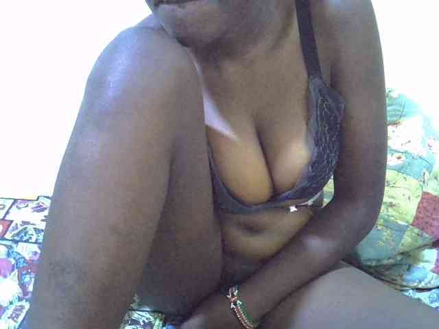 juicy-bella webcam