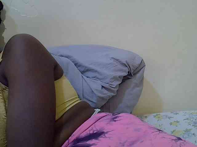 juicy-bella webcam