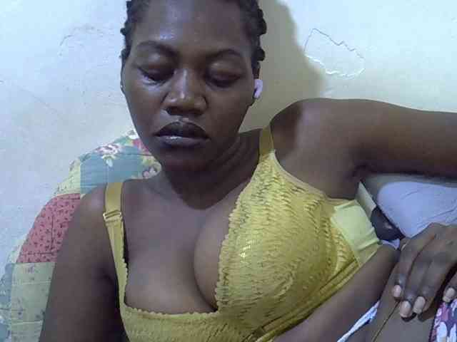 juicy-bella webcam