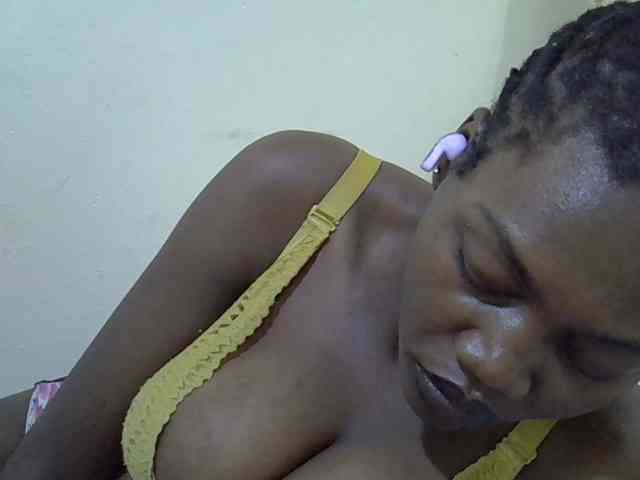 juicy-bella webcam